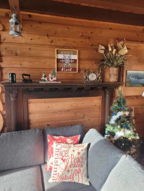 Le petit chalet sur le lac